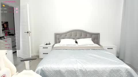 Snapshot of ariel__grand chatting on 02.24.25 Ariel online show from 02.24.25