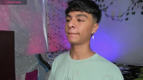 ariel_adan online show from 02.04.26