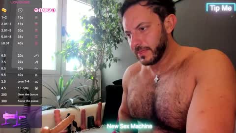 Ariel online show from 12.04.25