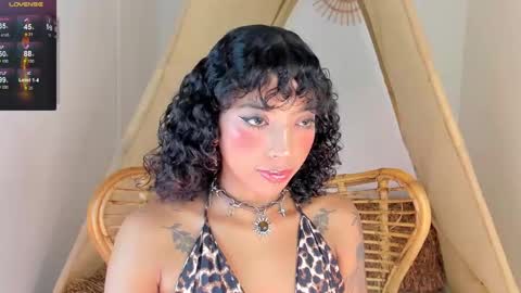 A R I   online show from 09.14.25