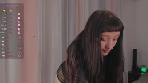 Ariella  online show from 12.15.25