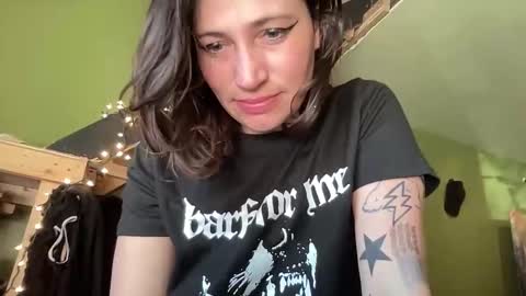 ariel  colin when hes here online show from 03.17.26