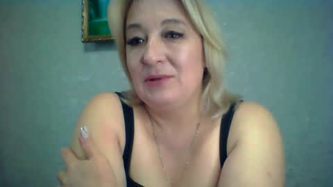 ArielXLoveresss online show from 10.03.25