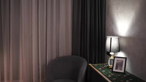 Snapshot of arietandon chatting on 02.20.26 Alice online show from 02.20.26