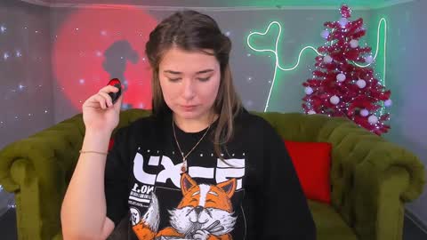 Ari online show from 12.31.24