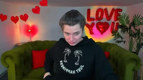 Ari online show from 02.23.25