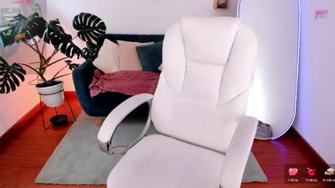 Ari  online show from 04.14.26