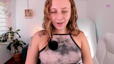 Snapshot of arii_1010_ chatting on 07.15.26 Ari online show from 07.15.26
