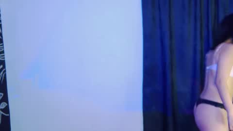 Ari online show from 10.28.25