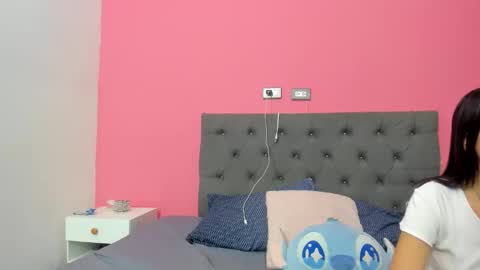 Snapshot of ariloe_quintero chatting on 02.24.26 Aria Cholee online show from 02.24.26