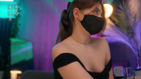 Arina online show from 12.13.25