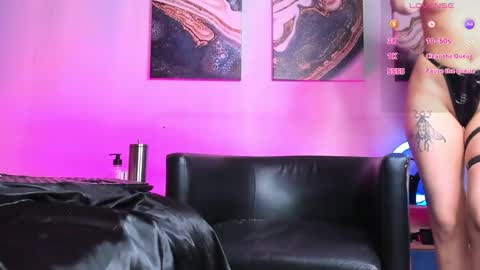 Snapshot of arina_ardeeen chatting on 02.21.25 Matilda online show from 02.21.25