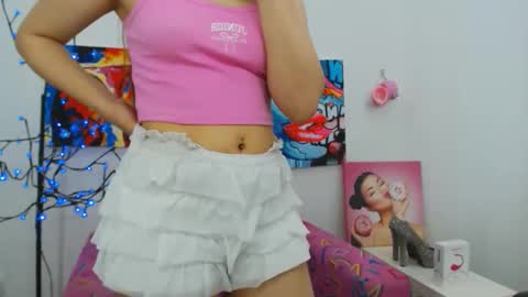 Snapshot of arinabelle chatting on 06.06.26 arinabelle online show from 06.06.26