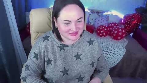 Snapshot of arinastoun chatting on 02.17.25 arinastoun online show from 02.17.25