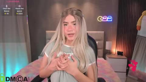 Ari  online show from 03.28.26