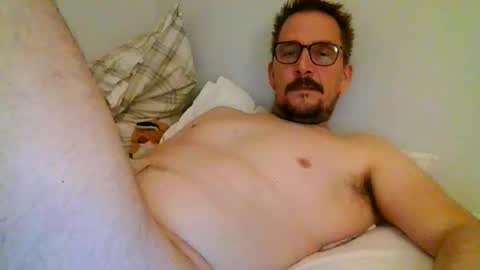 Snapshot of ariparikrigsmann chatting on 01.05.25 ariparikrigsmann online show from 01.05.25