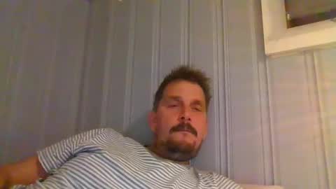 Snapshot of ariparikrigsmann chatting on 09.26.25 ariparikrigsmann online show from 09.26.25