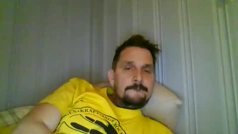 Snapshot of ariparikrigsmann chatting on 12.16.25 ariparikrigsmann online show from 12.16.25