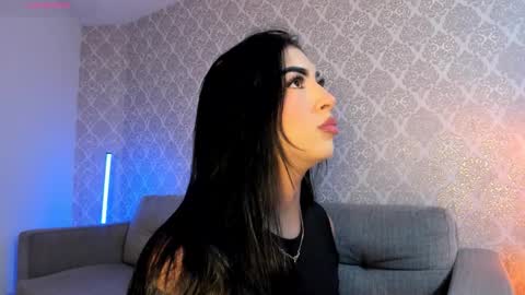 Ari Robert online show from 11.19.25