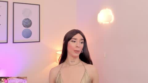   Nice to meet you  thumb up me please its important I  LOOK MY BIO DOWN online show from 11.25.25