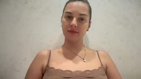 arivelle online show from 11.19.25