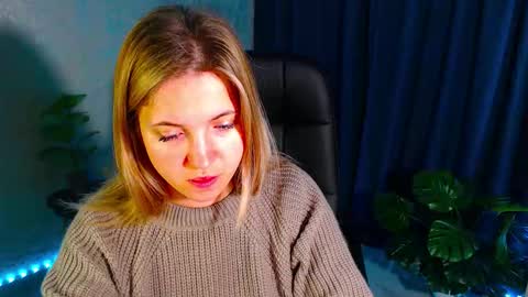 Snapshot of arlana_klart chatting on 09.22.25 Arlana online show from 09.22.25