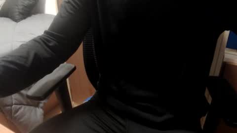 arlandria_ online show from 12.19.25