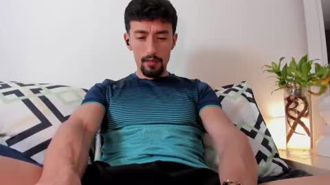 Arley Moren online show from 11.18.25