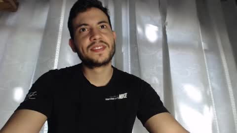 Snapshot of armando_2002 chatting on 01.21.25 ARMANDO online show from 01.21.25