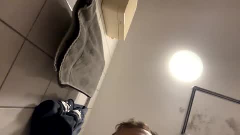 armyskater32 online show from 09.19.25