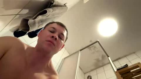 Snapshot of armyskater32 chatting on 02.21.26 armyskater32 online show from 02.21.26