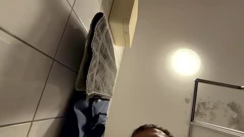 Snapshot of armyskater32 chatting on 02.23.26 armyskater32 online show from 02.23.26