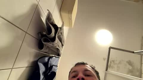 Snapshot of armyskater32 chatting on 02.25.26 armyskater32 online show from 02.25.26