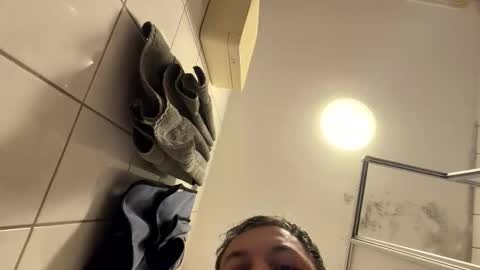 Snapshot of armyskater32 chatting on 03.01.26 armyskater32 online show from 03.01.26