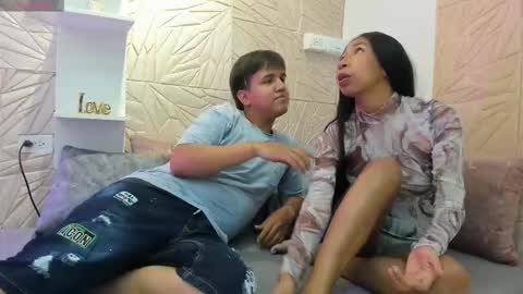 Snapshot of aron_alexa chatting on 11.28.25 Alexa Aron online show from 11.28.25