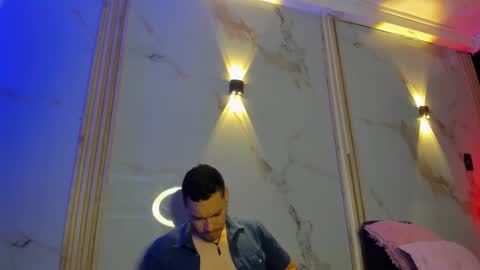 aron and molly online show from 02.07.26