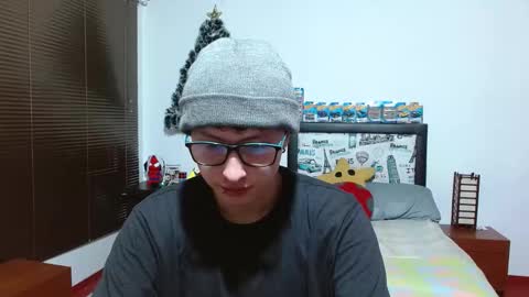 Snapshot of aron_miller18 chatting on 01.02.25 Aaron online show from 01.02.25