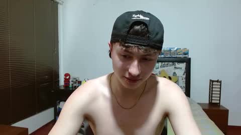 Snapshot of aron_miller18 chatting on 01.15.25 Aaron online show from 01.15.25