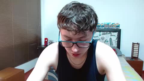 Snapshot of aron_miller18 chatting on 01.23.25 Aaron online show from 01.23.25