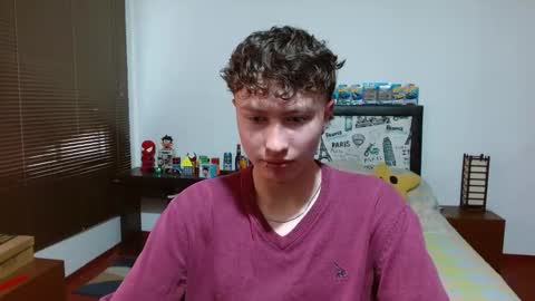 Snapshot of aron_miller18 chatting on 02.05.25 Aaron online show from 02.05.25