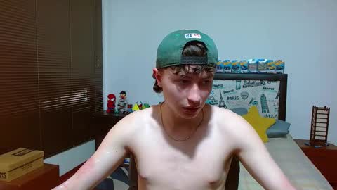 Snapshot of aron_miller18 chatting on 02.28.25 Aaron online show from 02.28.25