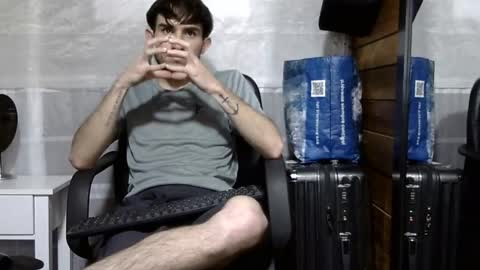 Aron G Franco online show from 10.31.25