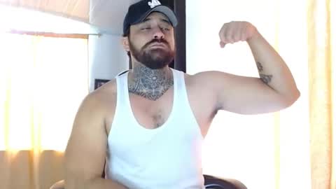 Snapshot of aronmiller404 chatting on 02.18.26 aronmiller online show from 02.18.26