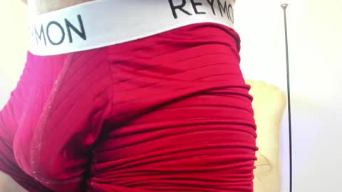 Snapshot of aroon_connor chatting on 09.24.25   online show from 09.24.25