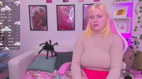 art_lovee_ online show from 11.11.25