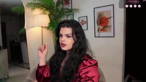 Chloe  online show from 01.10.25