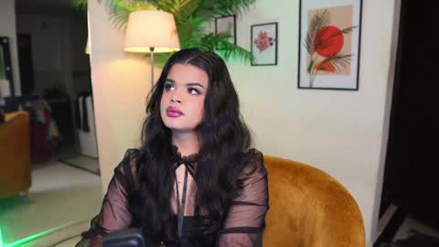 Chloe  online show from 02.06.25