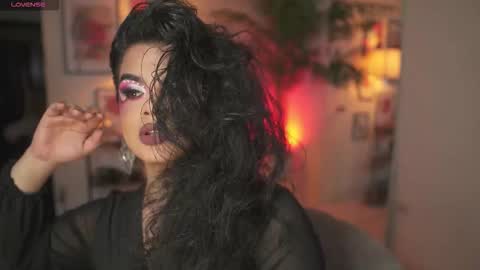 Chloe  online show from 02.14.26