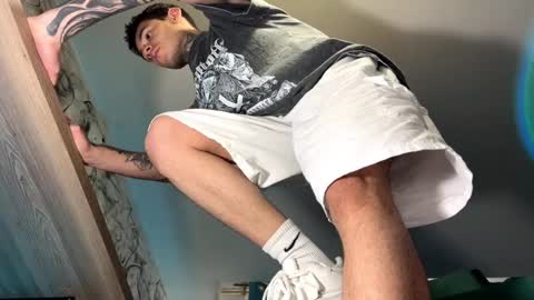   online show from 01.02.25