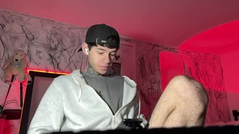   online show from 02.04.25